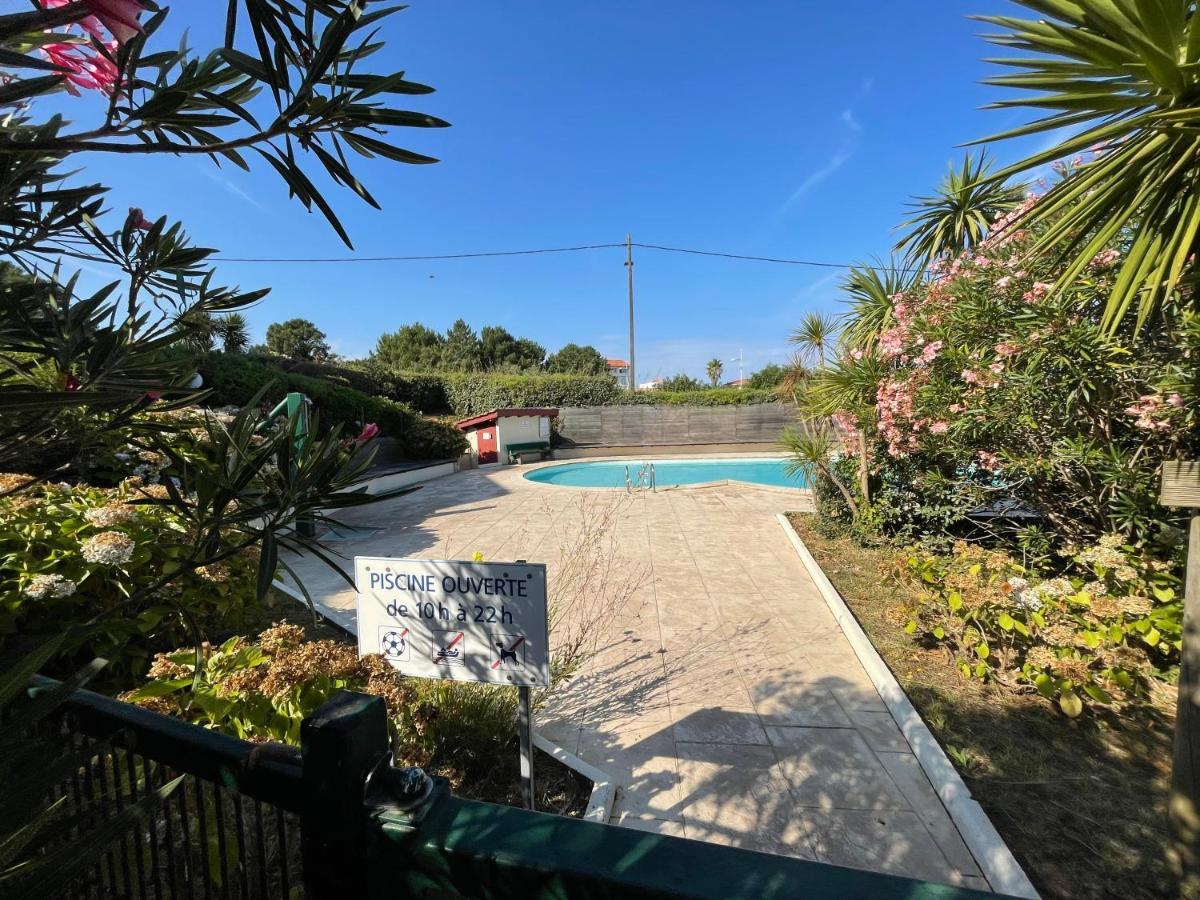 Splendide Appartement De Charme Avec Patio, Parking Et Plage A 3 Minutes Biarriz Exterior foto