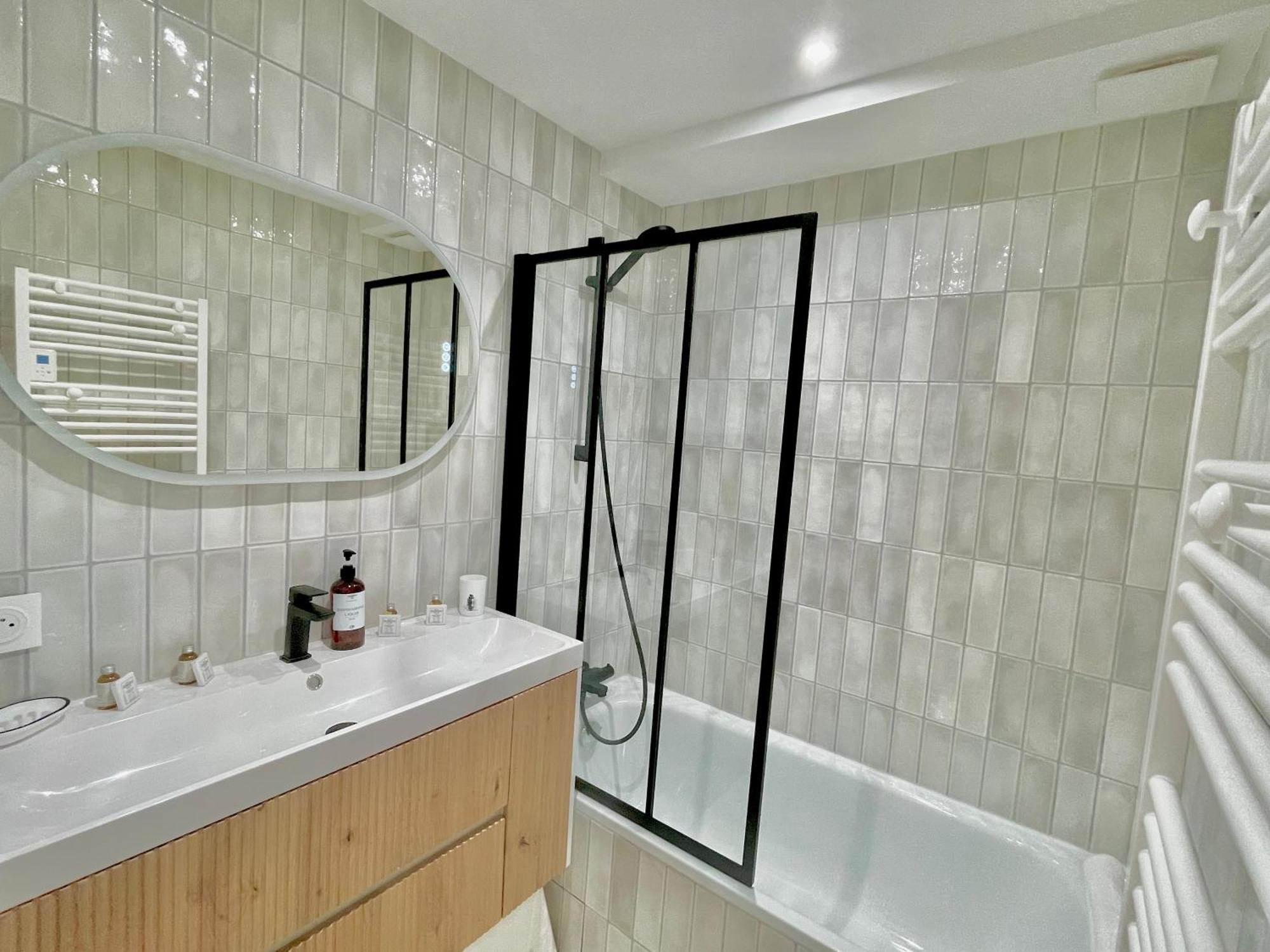 Splendide Appartement De Charme Avec Patio, Parking Et Plage A 3 Minutes Biarriz Exterior foto